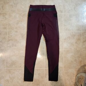 PINK/Victoria's Secret Ultimate Mesh Maroon Leggings, Size M